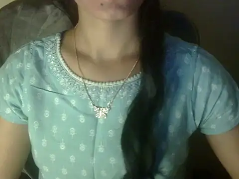 Snapshot of Shezi_N chatting on April 14, 1:50 pm Shezi N online show from April 14, 1:50 pm