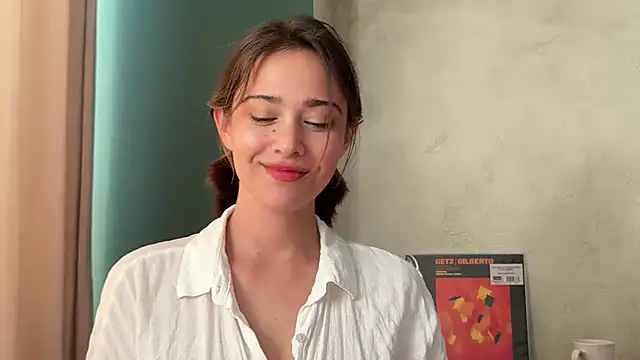 Snapshot of WillHannah chatting on May 23, 12:53 pm WillHannah online show from May 23, 12:53 pm