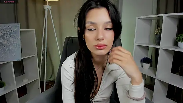 DemetraSadahiro online show from December 21, 7:48 am