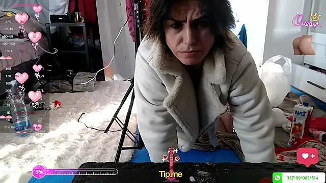 Snapshot of Your_Desires07 chatting on February 3, 2:00 pm Your Desires07 online show from February 3, 2:00 pm