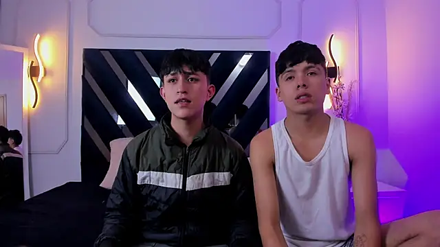 hoot booys  online show from May 4, 3:35 am