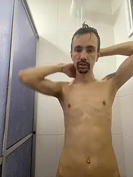 Snapshot of leozin01 chatting on March 22, 12:03 am leozin01 online show from March 22, 12:03 am