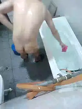 Snapshot of boy15cm1 chatting on October 19, 8:26 am boy15cm1 online show from October 19, 8:26 am