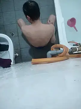 Snapshot of boy15cm1 chatting on October 22, 1:22 pm boy15cm1 online show from October 22, 1:22 pm