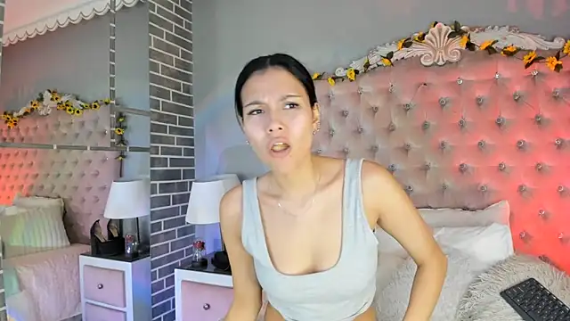 Snapshot of TanyaBello chatting on June 7, 3:43 am TanyaBello online show from June 7, 3:43 am