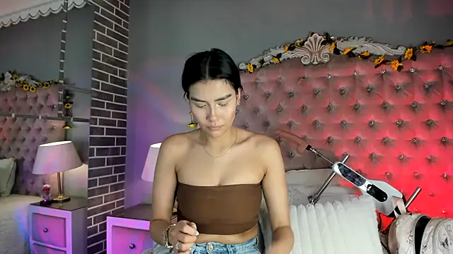 Snapshot of TanyaBello chatting on June 12, 4:11 am TanyaBello online show from June 12, 4:11 am