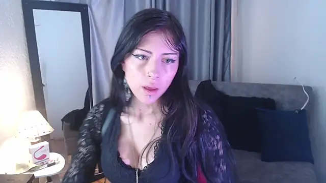 Snapshot of Dark_Niight_ chatting on May 7, 12:43 pm Dark Niight online show from May 7, 12:43 pm