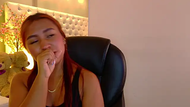 KathiaLuxe online show from November 19, 2:06 pm