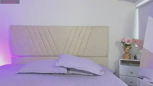 GabbieHill online show from October 30, 8:09 pm