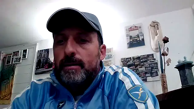 Snapshot of sexitalyroom chatting on October 20, 4:18 pm sexitalyroom online show from October 20, 4:18 pm