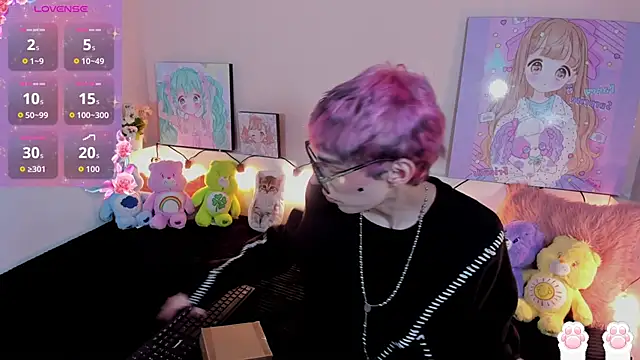 Snapshot of Strawberry_Kitty_ chatting on November 24, 3:50 am Strawberry Kitty online show from November 24, 3:50 am