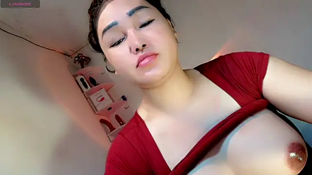 Snapshot of AsianWildsexHUGECOCK69 chatting on May 22, 9:31 pm AsianWildsexHUGECOCK69 online show from May 22, 9:31 pm