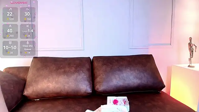 Bellaryy online show from November 8, 1:22 pm