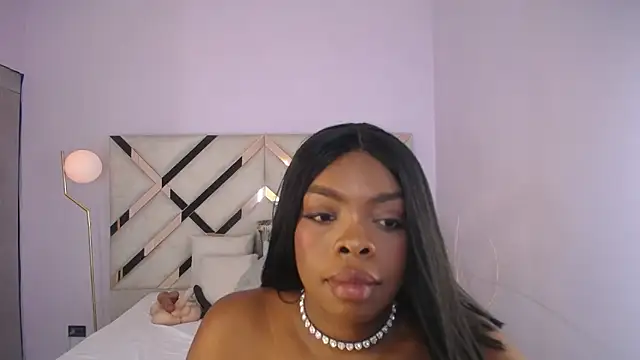 Snapshot of Maiacharris_ chatting on May 23, 12:53 pm Maiacharris online show from May 23, 12:53 pm