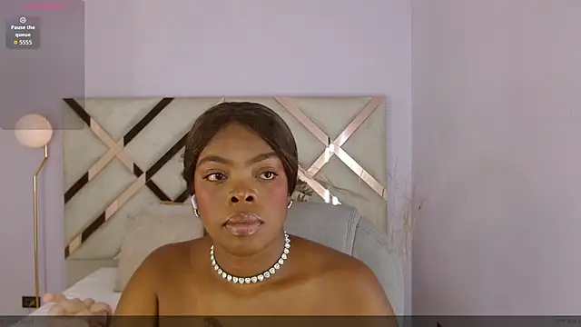 Maiacharris  online show from July 6, 12:46 pm