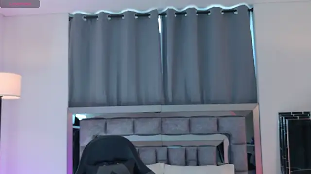 Snapshot of Queeny_X chatting on October 17, 9:17 pm Queeny X online show from October 17, 9:17 pm