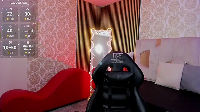 Snapshot of Adisson_Tay chatting on November 4, 11:53 am Adisson Tay online show from November 4, 11:53 am