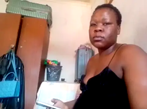 Roronae online show from February 14, 7:49 am