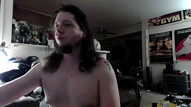 Snapshot of biggerisbetter12 chatting on October 24, 11:28 am biggerisbetter12 online show from October 24, 11:28 am