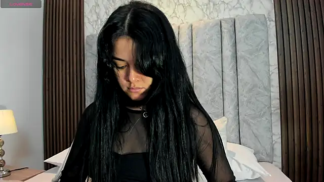 Snapshot of goddessfeetxx chatting on November 1, 9:50 pm goddessfeetxx online show from November 1, 9:50 pm