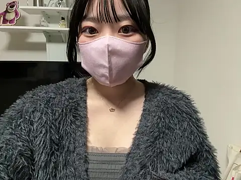 pinkudayo girl online show from April 12, 1:05 pm