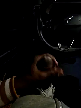 Snapshot of TheNutCrakker chatting on November 15, 11:40 am TheNutCrakker online show from November 15, 11:40 am