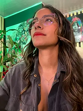 Snapshot of elegant__rouse chatting on November 30, 10:14 pm elegant rouse online show from November 30, 10:14 pm