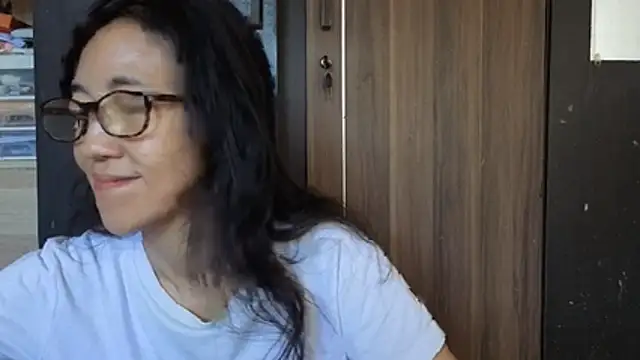 princessD077 online show from July 10, 4:28 am