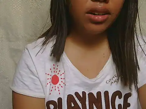 Snapshot of ChubbyButty chatting on June 5, 1:01 am ChubbyButty online show from June 5, 1:01 am