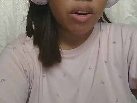 Snapshot of ChubbyButty chatting on July 2, 4:18 am ChubbyButty online show from July 2, 4:18 am