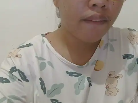 Snapshot of ChubbyButty chatting on July 28, 12:01 pm ChubbyButty online show from July 28, 12:01 pm