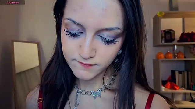 Snapshot of ClarissaMaheia chatting on May 9, 7:30 pm ClarissaMaheia online show from May 9, 7:30 pm