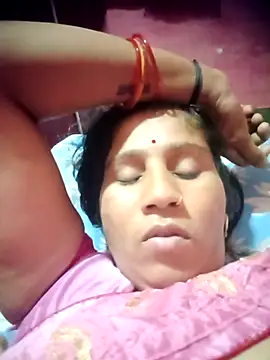 OliveGreen22 online show from November 2, 8:55 pm