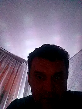 Snapshot of PeteR1987- chatting on November 28, 11:40 pm PeteR1987- online show from November 28, 11:40 pm