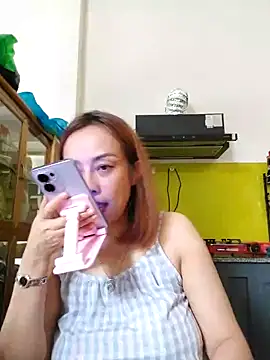 Snapshot of Baby-bigboobs20 chatting on November 5, 3:39 am Baby-bigboobs20 online show from November 5, 3:39 am