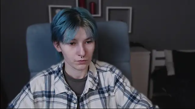 guitarandangell online show from October 24, 3:25 am