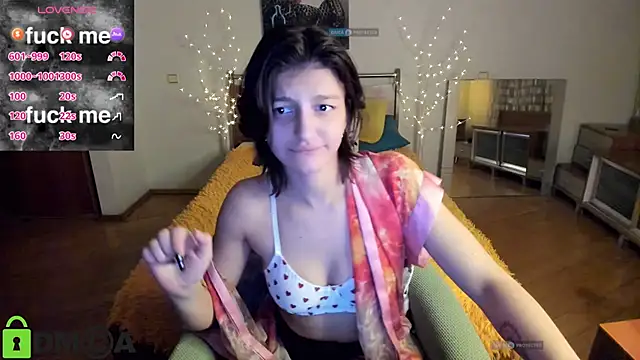 A Skyy online show from March 8, 12:41 am