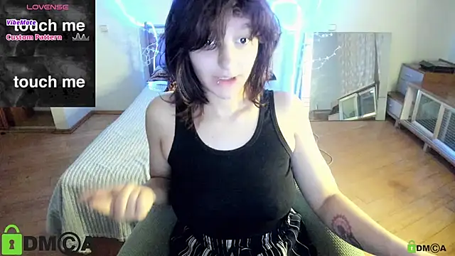 Snapshot of A_Skyy chatting on July 25, 7:11 pm A Skyy online show from July 25, 7:11 pm