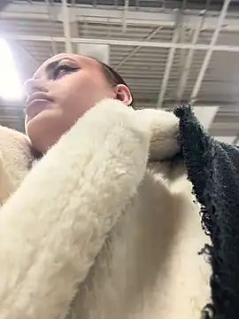 KiraSunshine online show from November 27, 4:14 am