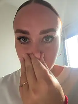 KiraSunshine online show from March 16, 1:00 am