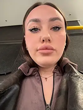 KiraSunshine online show from April 28, 5:56 am