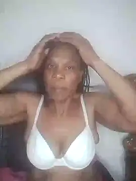 Hotcougar online show from November 18, 8:19 am