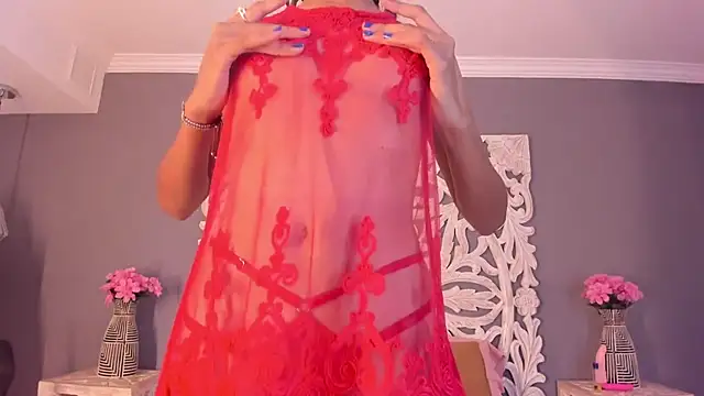 Snapshot of AuroraPinkk chatting on November 5, 1:11 pm AuroraPinkk online show from November 5, 1:11 pm