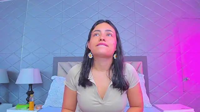 ViolettRouse online show from February 5, 2:54 pm