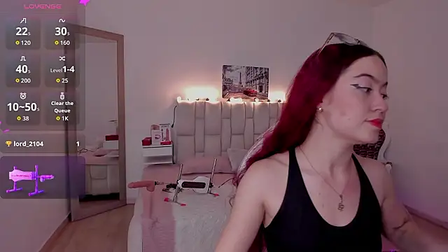 Amaraa couper1 online show from March 18, 4:15 am