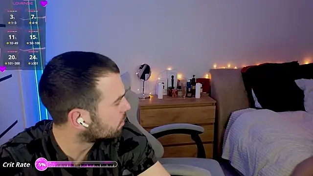 Snapshot of AdeleLaCr0ix chatting on November 27, 11:01 am AdeleLaCr0ix online show from November 27, 11:01 am