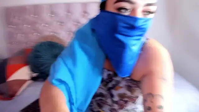 Inaya Khalifa online show from October 26, 1:55 am