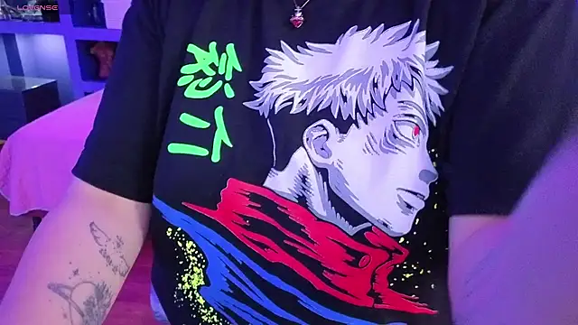 littlee red online show from February 8, 8:56 pm