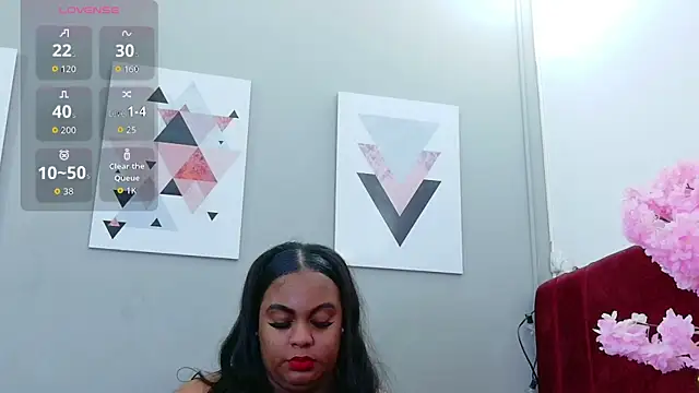 Snapshot of matureahomegirl chatting on July 7, 6:47 am matureahomegirl online show from July 7, 6:47 am