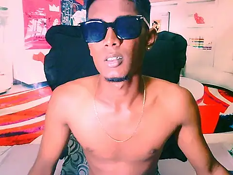 IndianThuggin online show from November 7, 4:51 pm